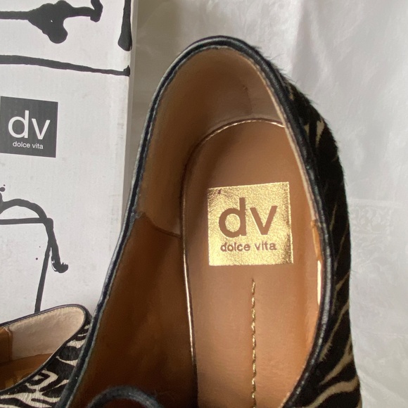 Dolce Vita Mario Zebra Shoes 9.5 LIKE NEW - Picture 2 of 12